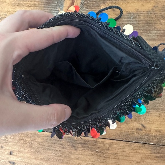 Sequin Embellished Multicolor Crossbody - Picture 3 of 4